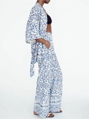 Zara White & Blue Paisley Wide-Leg Pants